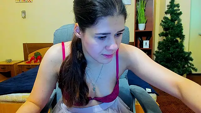 Joannia online show from November 28, 8:17 am