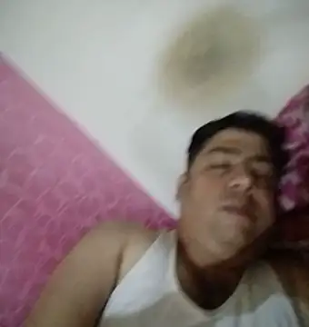 Love40777 online show from March 27, 8:19 pm