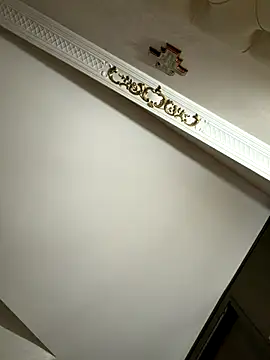 Piccolamonella29 online show from December 13, 9:09 pm