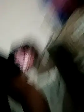 Snapshot of aliya-jaan71 chatting on March 19, 6:01 pm aliya-jaan71 online show from March 19, 6:01 pm