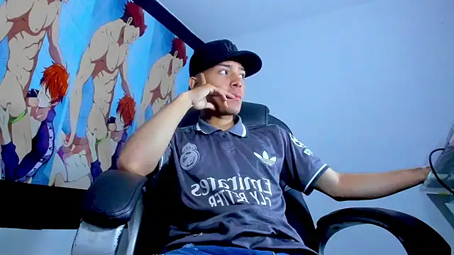 Hunteer Boy online show from September 20, 7:48 pm