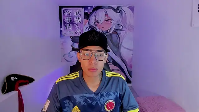 Hunteer Boy online show from October 30, 3:30 am