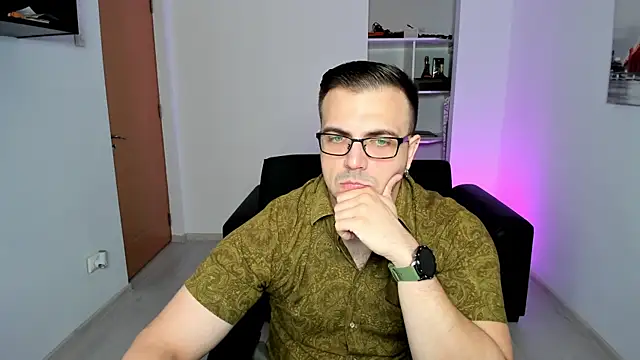 Snapshot of Jace_Thorne chatting on September 29, 4:56 pm Jace Thorne online show from September 29, 4:56 pm