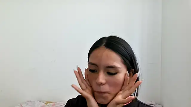 CandyVixxandBellaBliss online show from September 21, 5:36 pm