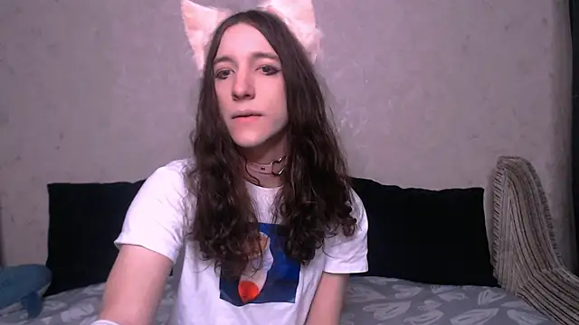 Snapshot of SilverMuse_ chatting on October 5, 1:48 am SilverMuse online show from October 5, 1:48 am