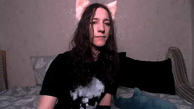 Snapshot of SilverMuse_ chatting on October 12, 2:32 am SilverMuse online show from October 12, 2:32 am