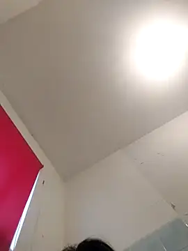 Snapshot of MaitresseMermaid chatting on February 15, 9:52 am MaitresseMermaid online show from February 15, 9:52 am