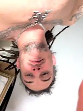 Clownboi17 online show from November 13, 1:37 am