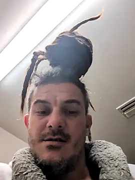 Clownboi17 online show from November 20, 5:40 am