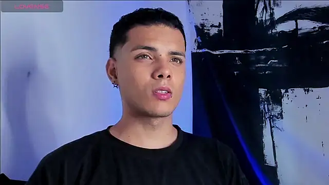 Avaggi online show from October 25, 9:31 pm