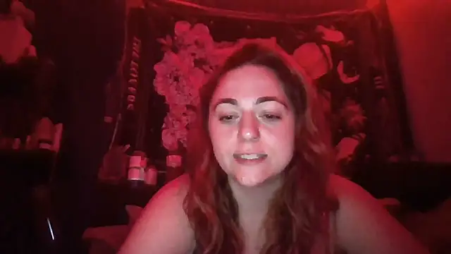 Snapshot of PeridotPrincessOfficial chatting on September 15, 3:17 am PeridotPrincessOfficial online show from September 15, 3:17 am