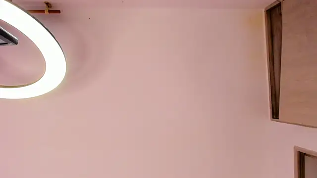 Snapshot of Susy_spark chatting on October 18, 12:57 am Susy spark online show from October 18, 12:57 am