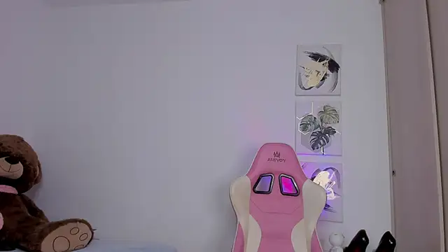 Snapshot of Susy_spark chatting on November 26, 11:17 pm Susy spark online show from November 26, 11:17 pm