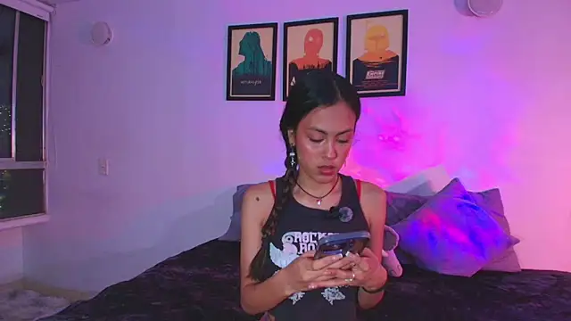 Snapshot of Susy_spark chatting on May 12, 11:57 pm Susy spark online show from May 12, 11:57 pm