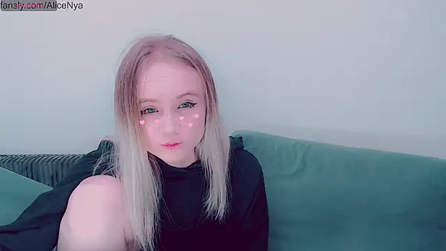 AliceNya cute online show from October 26, 3:56 am