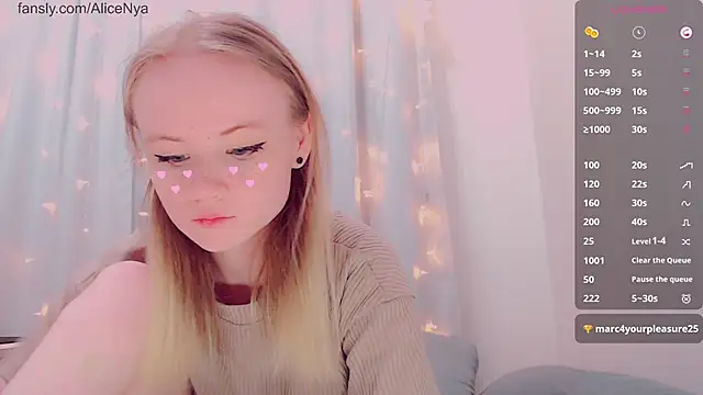 AliceNya cute online show from February 12, 5:24 am