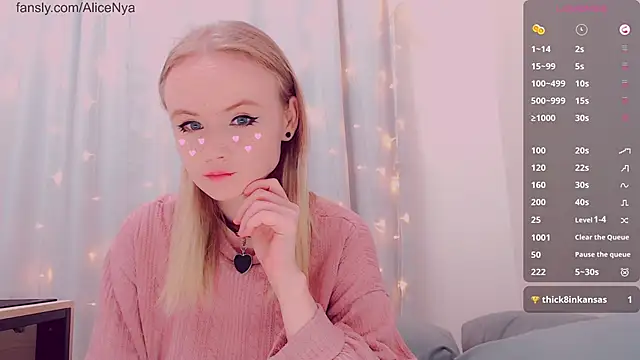 AliceNya cute online show from February 21, 5:30 am