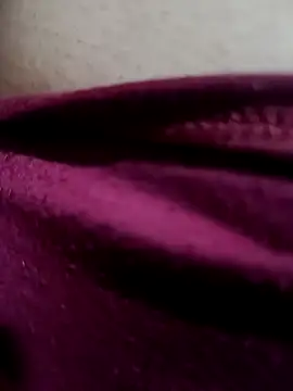 Snapshot of Romantic_couple89 chatting on October 2, 7:32 pm Romantic couple89 online show from October 2, 7:32 pm