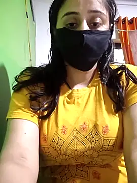 Snapshot of Romantic_couple89 chatting on December 1, 10:20 am Romantic couple89 online show from December 1, 10:20 am