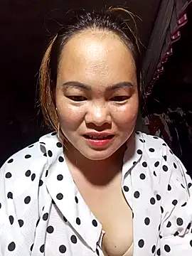 emilyzz online show from January 13, 1:33 am