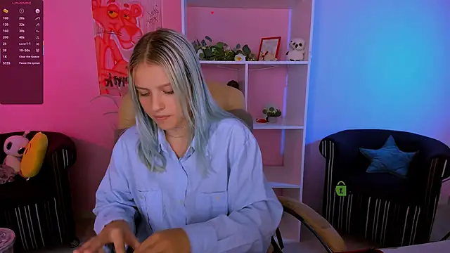 kaela spell  online show from October 1, 9:15 am