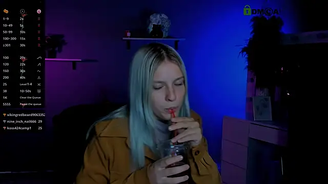 kaela spell  online show from October 14, 9:15 pm