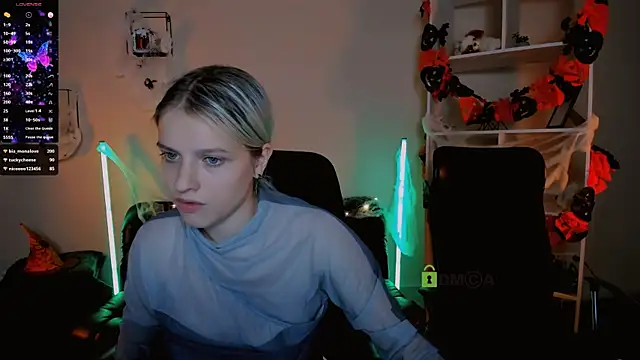 kaela spell  online show from October 20, 10:54 pm