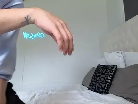 ZoeyJohnson online show from July 31, 1:16 am