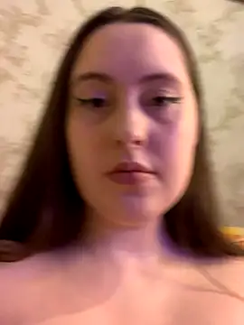 siennsky online show from October 21, 9:04 pm