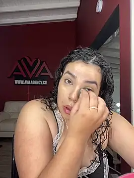 Snapshot of krisstenSantos chatting on October 4, 11:08 am krisstenSantos online show from October 4, 11:08 am