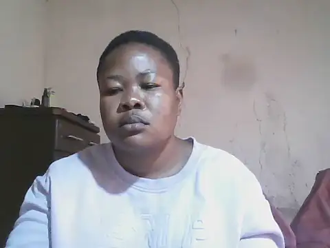 Bustyass93 online show from October 4, 8:23 am