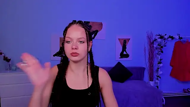 BetsyKiss online show from October 19, 5:19 am