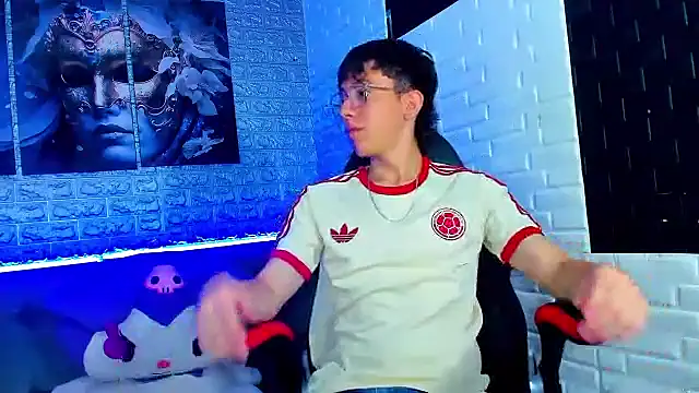 Dominic Carmine online show from October 12, 3:22 pm