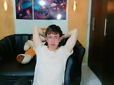 Dominic Carmine online show from October 16, 7:37 pm