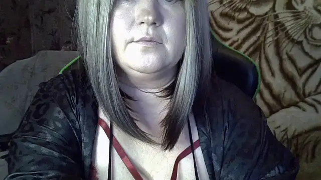 YuliiaSan online show from September 27, 2:22 pm