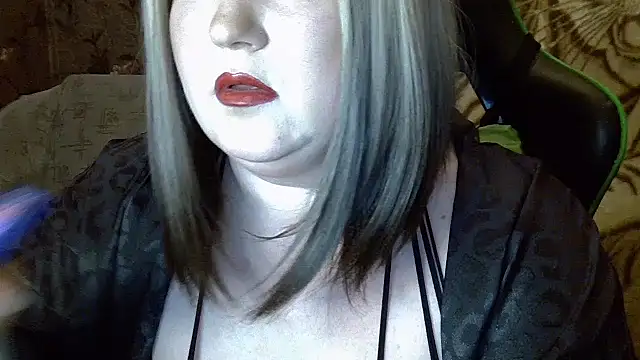 YuliiaSan online show from October 5, 9:02 pm