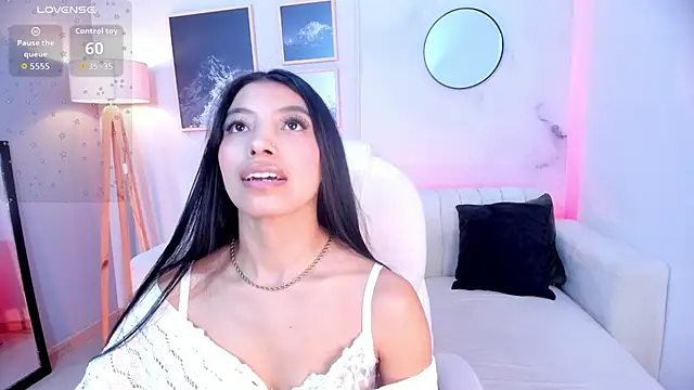 Tiffany Low online show from February 11, 1:16 pm