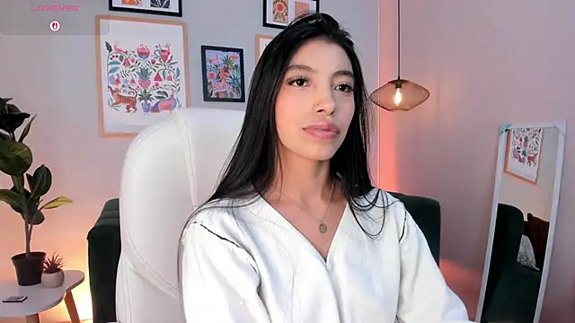 Tiffany Low online show from June 21, 4:53 pm