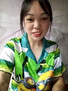 Snapshot of Tary_toot chatting on October 13, 10:37 am Tary toot online show from October 13, 10:37 am