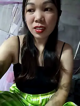 Snapshot of Tary_toot chatting on October 15, 12:16 pm Tary toot online show from October 15, 12:16 pm