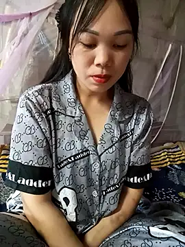 Snapshot of Tary_toot chatting on October 18, 12:57 am Tary toot online show from October 18, 12:57 am