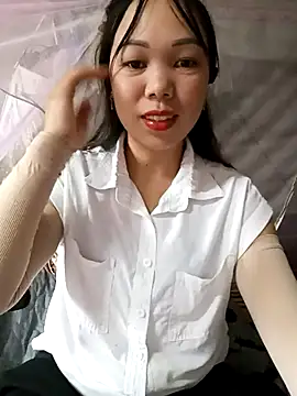 Snapshot of Tary_toot chatting on October 19, 1:17 am Tary toot online show from October 19, 1:17 am