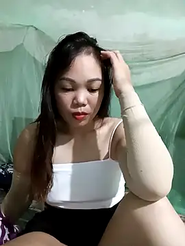 Snapshot of Tary_toot chatting on October 20, 1:44 pm Tary toot online show from October 20, 1:44 pm