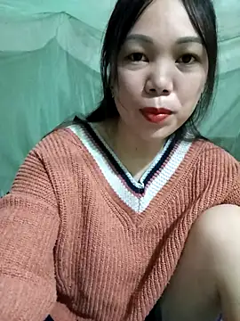 Snapshot of Tary_toot chatting on October 21, 1:50 am Tary toot online show from October 21, 1:50 am