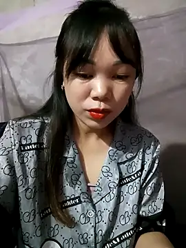 Snapshot of Tary_toot chatting on November 12, 12:00 am Tary toot online show from November 12, 12:00 am