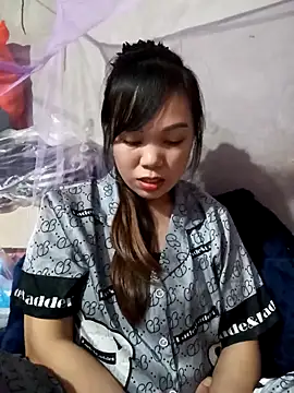 Snapshot of Tary_toot chatting on November 15, 1:29 pm Tary toot online show from November 15, 1:29 pm