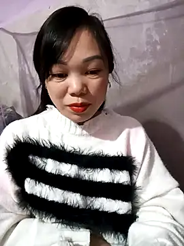 Snapshot of Tary_toot chatting on November 28, 11:29 pm Tary toot online show from November 28, 11:29 pm