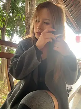 Snapshot of yuki_june chatting on March 7, 8:44 am yuki june online show from March 7, 8:44 am