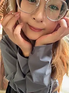 Snapshot of yuki_june chatting on April 16, 7:09 am yuki june online show from April 16, 7:09 am