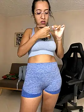 Valerygomez02 online show from October 21, 10:21 pm